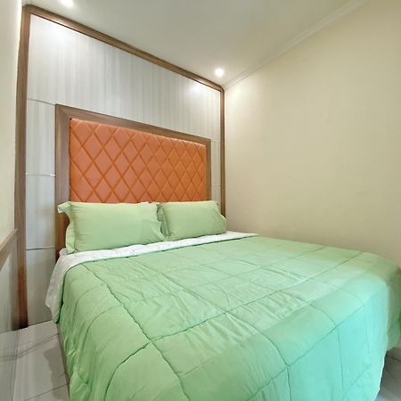 Ravarine Suite Apartment Джакарта Екстериор снимка