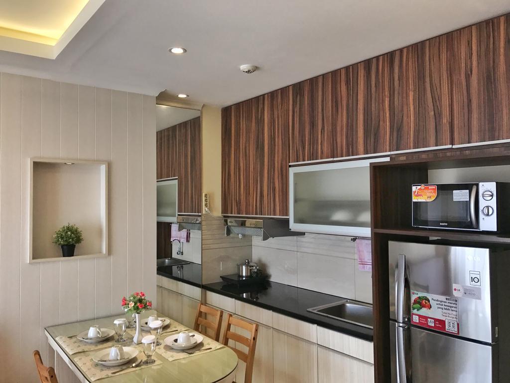Ravarine Suite Apartment Джакарта Екстериор снимка