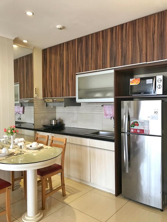 Ravarine Suite Apartment Джакарта Екстериор снимка