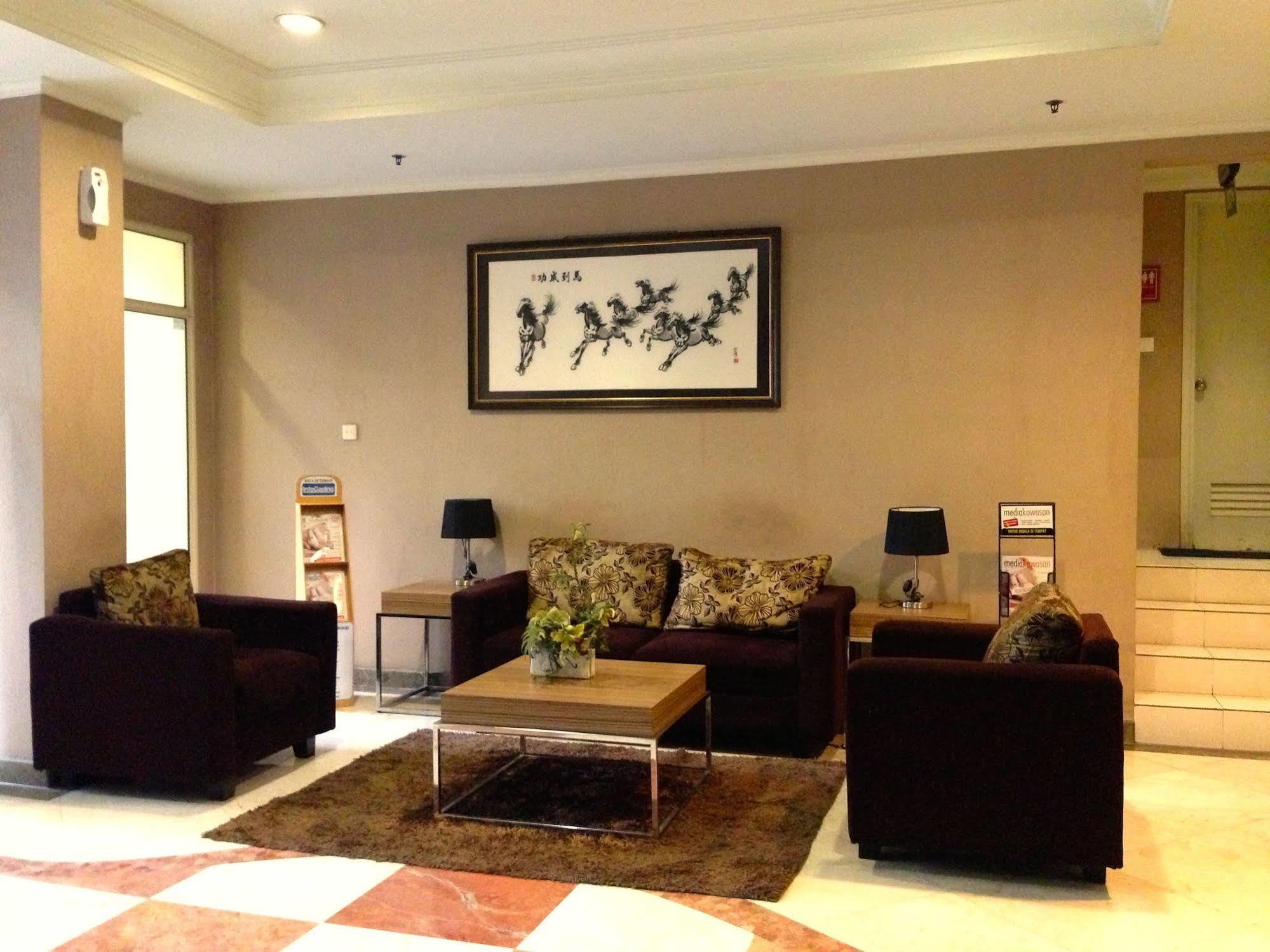 Ravarine Suite Apartment Джакарта Екстериор снимка