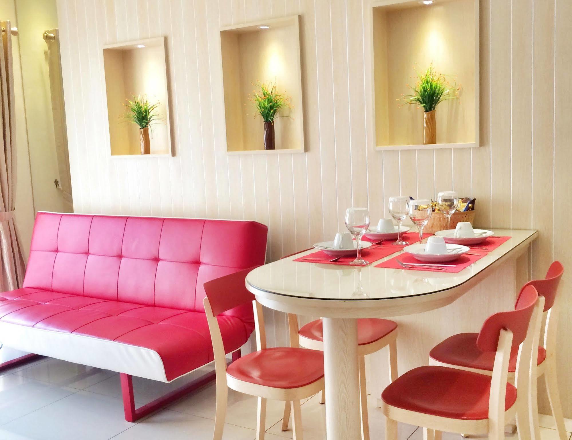 Ravarine Suite Apartment Джакарта Екстериор снимка