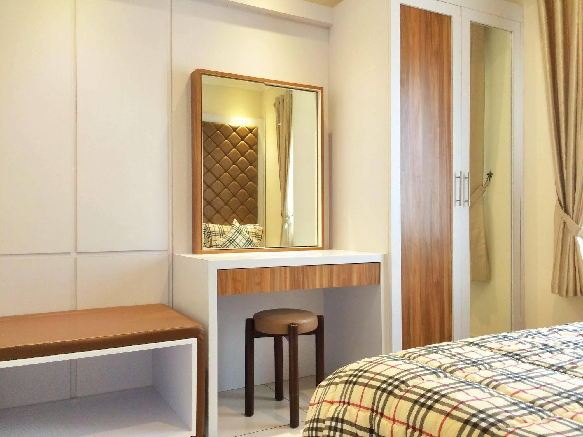 Ravarine Suite Apartment Джакарта Екстериор снимка